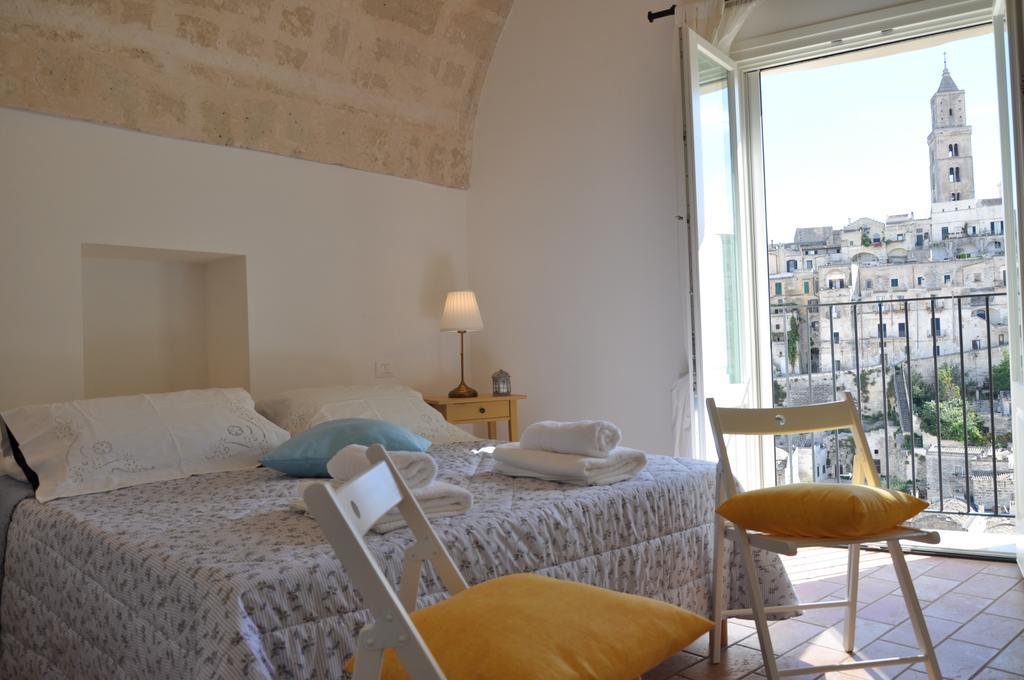 Roseus La Casa Vacanze Nei Sassi Villa Matera Luaran gambar